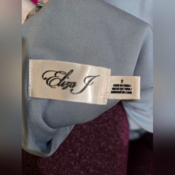 Eliza j metallic floral drape shoulder gown NWOT Size 2 Blue Multi-Color - Picture 6 of 6